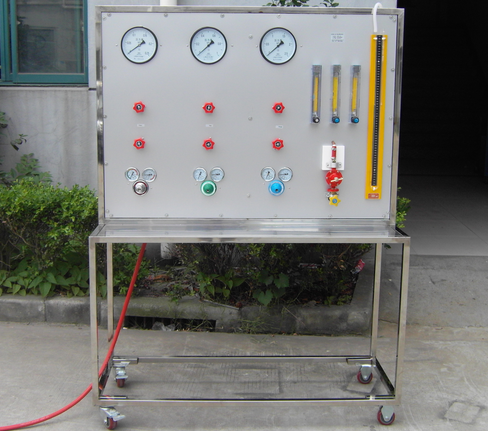<b>家用液化石油氣調壓器實驗裝置</b>
